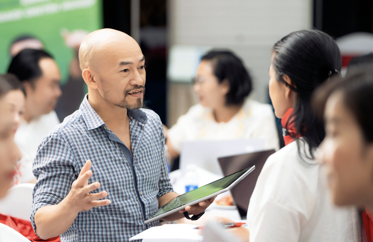 Coach Dũng hướng dẫn workshop